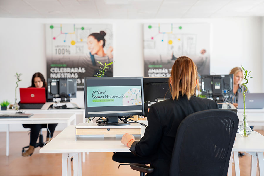 fotografía corporativa de equipo trabajando